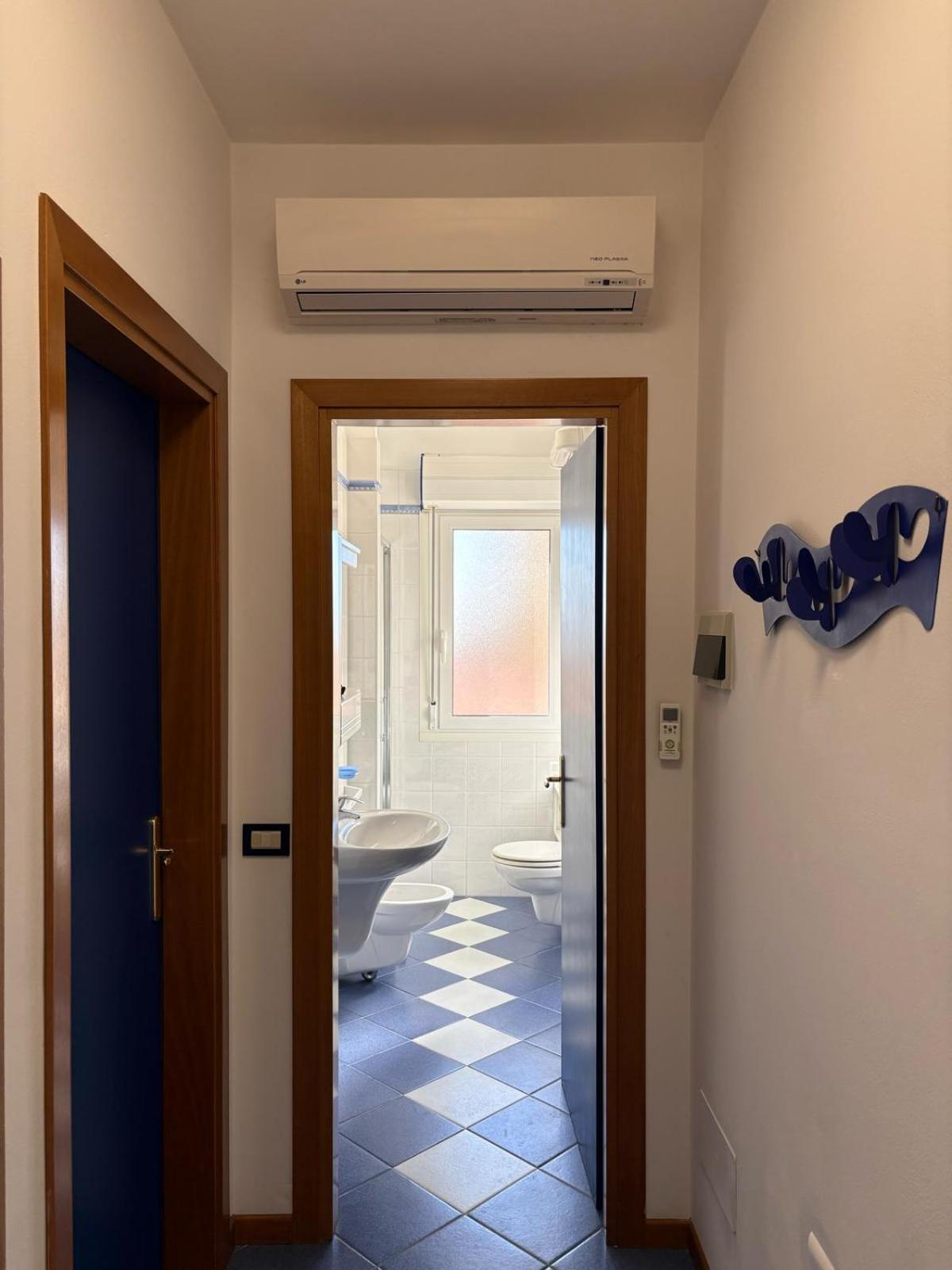 App4Rent - Villa Mimosa - Family Apartment ลิโดดิเยโซโล ภายนอก รูปภาพ