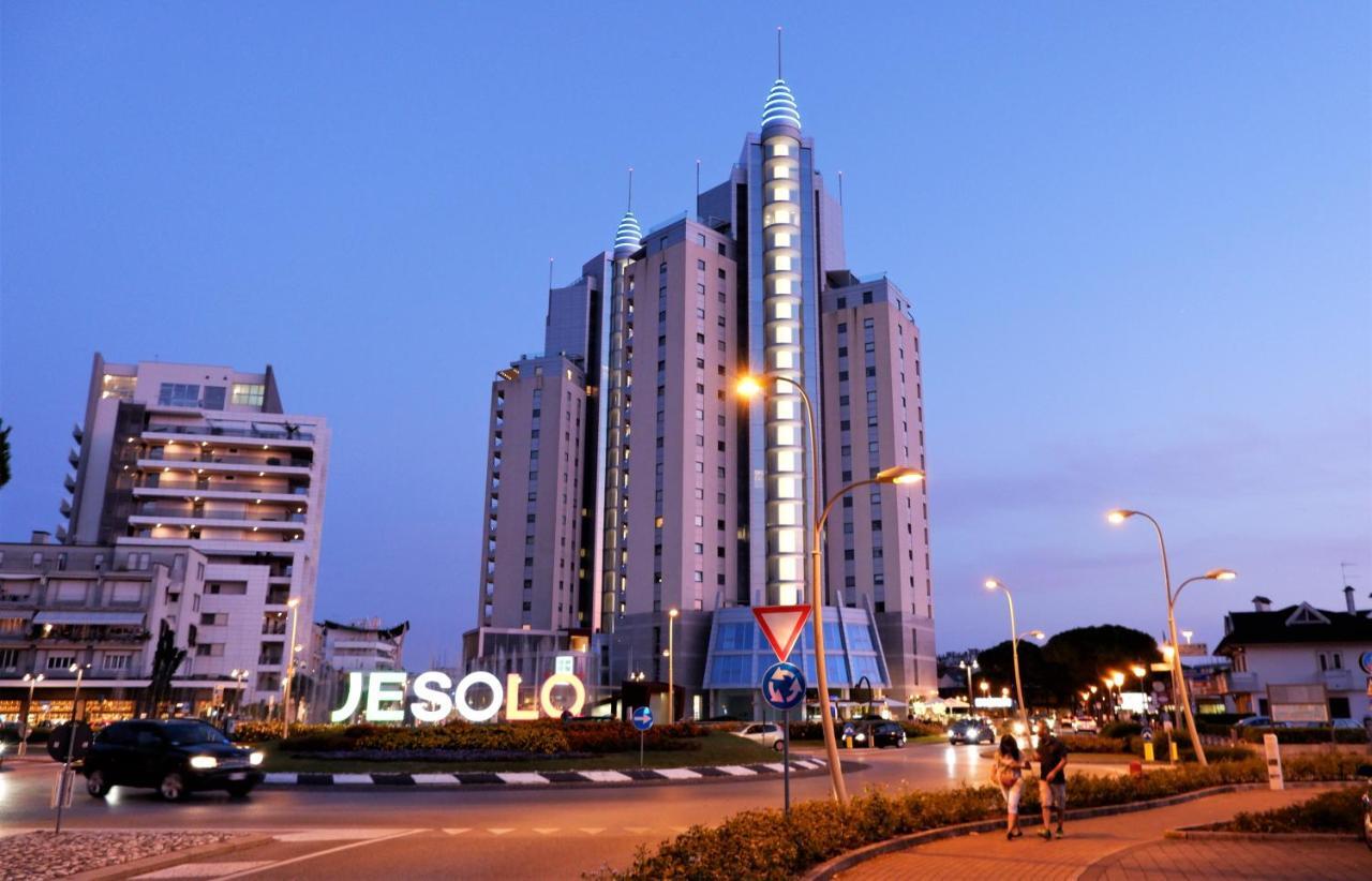 App4Rent - Villa Mimosa - Family Apartment ลิโดดิเยโซโล ภายนอก รูปภาพ