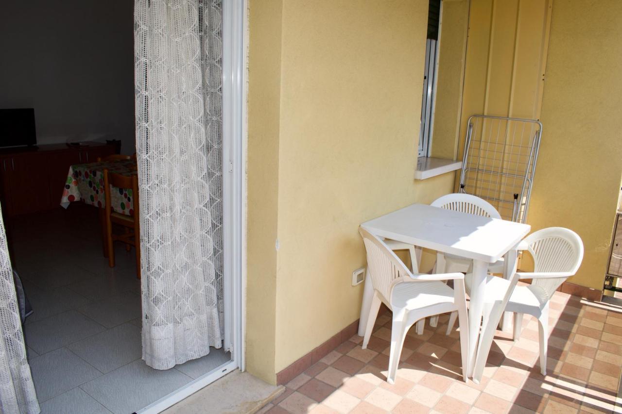 App4Rent - Villa Mimosa - Family Apartment ลิโดดิเยโซโล ภายนอก รูปภาพ