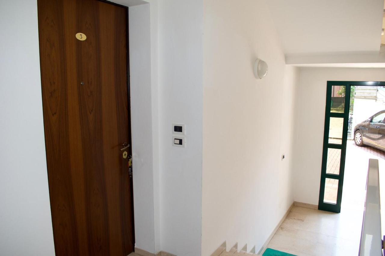 App4Rent - Villa Mimosa - Family Apartment ลิโดดิเยโซโล ภายนอก รูปภาพ